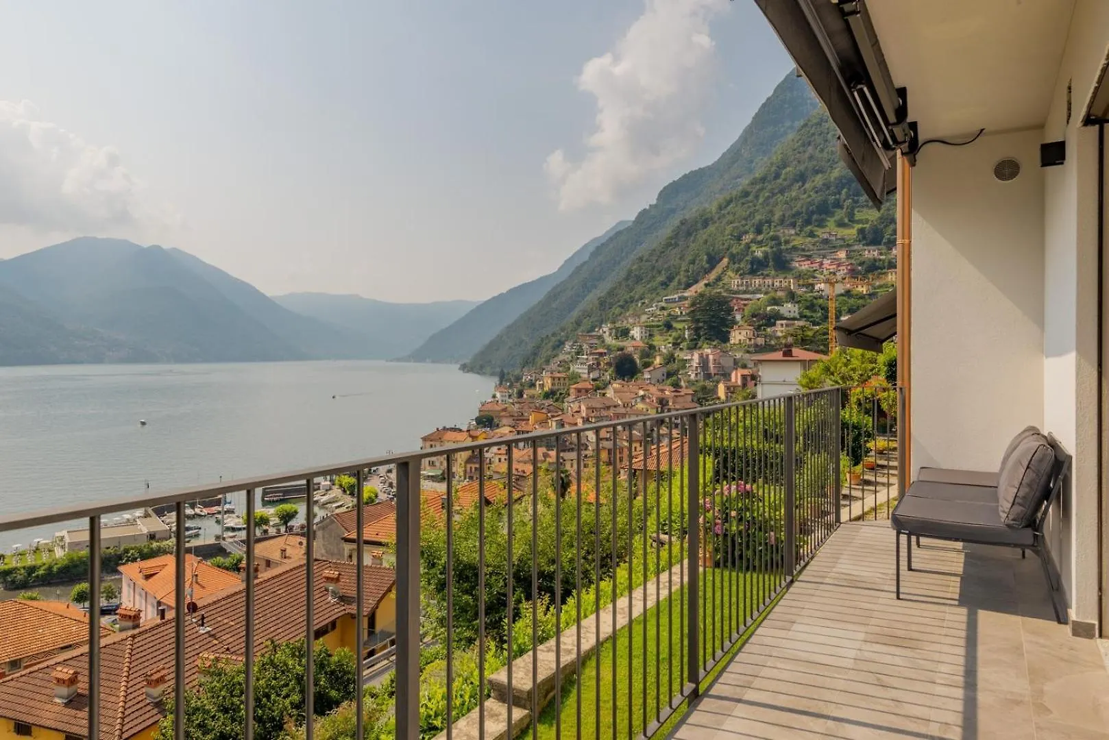 Argegno Como Lake 0*,  Italie